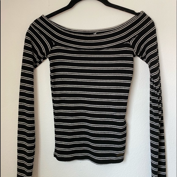 Hollister Off Shoulder Stripe Top - Picture 5 of 7